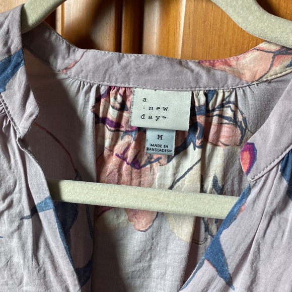 a. new day blouse - Picture 2 of 2